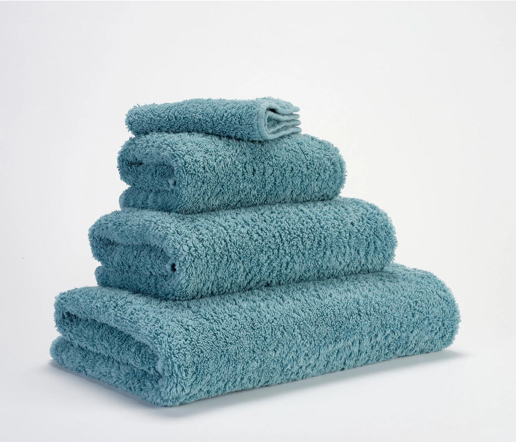 Abyss & Habidecor Super Pile handdoek Atlantic 309 — detail